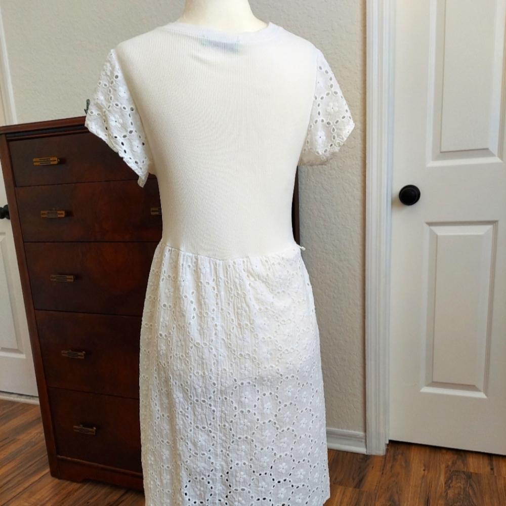 For Her Paris Cotton Dress - Picture 2 of 9